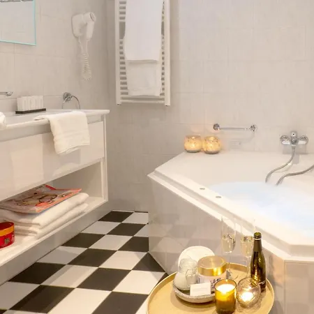 De Koepoort 恩克赫伊曾