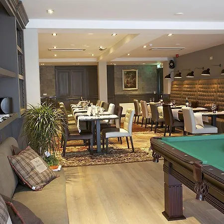 Hotel De Koepoort 4*