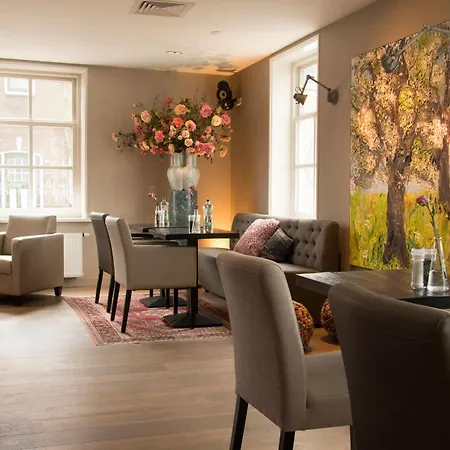 Hotel De Koepoort 4*