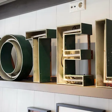 Hotel De Koepoort 4*