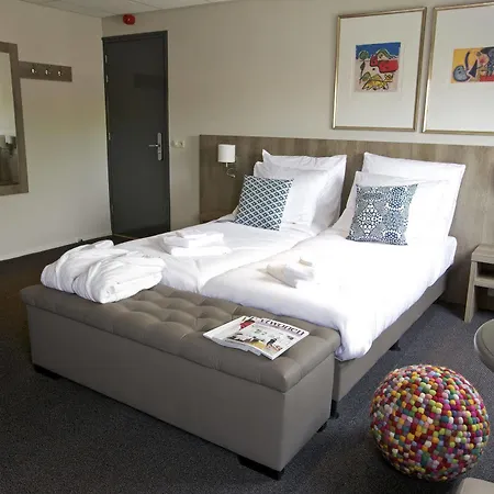 מלון De Koepoort 4*