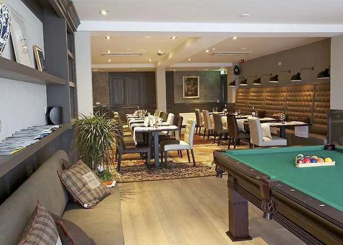 Hotel De Koepoort 4*