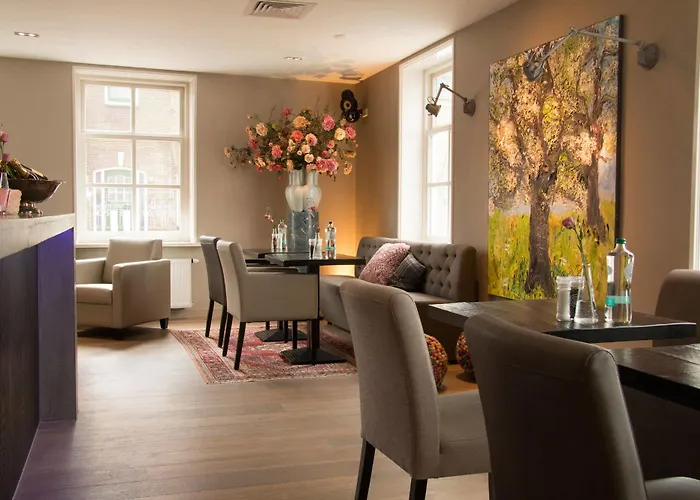 Hotel De Koepoort 4*