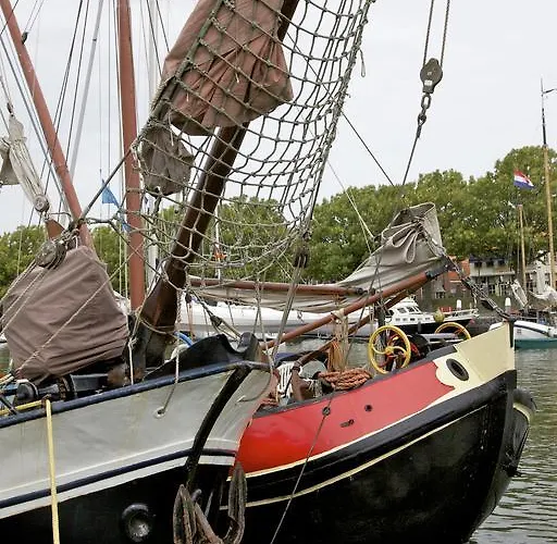 De Koepoort Hotel 4*